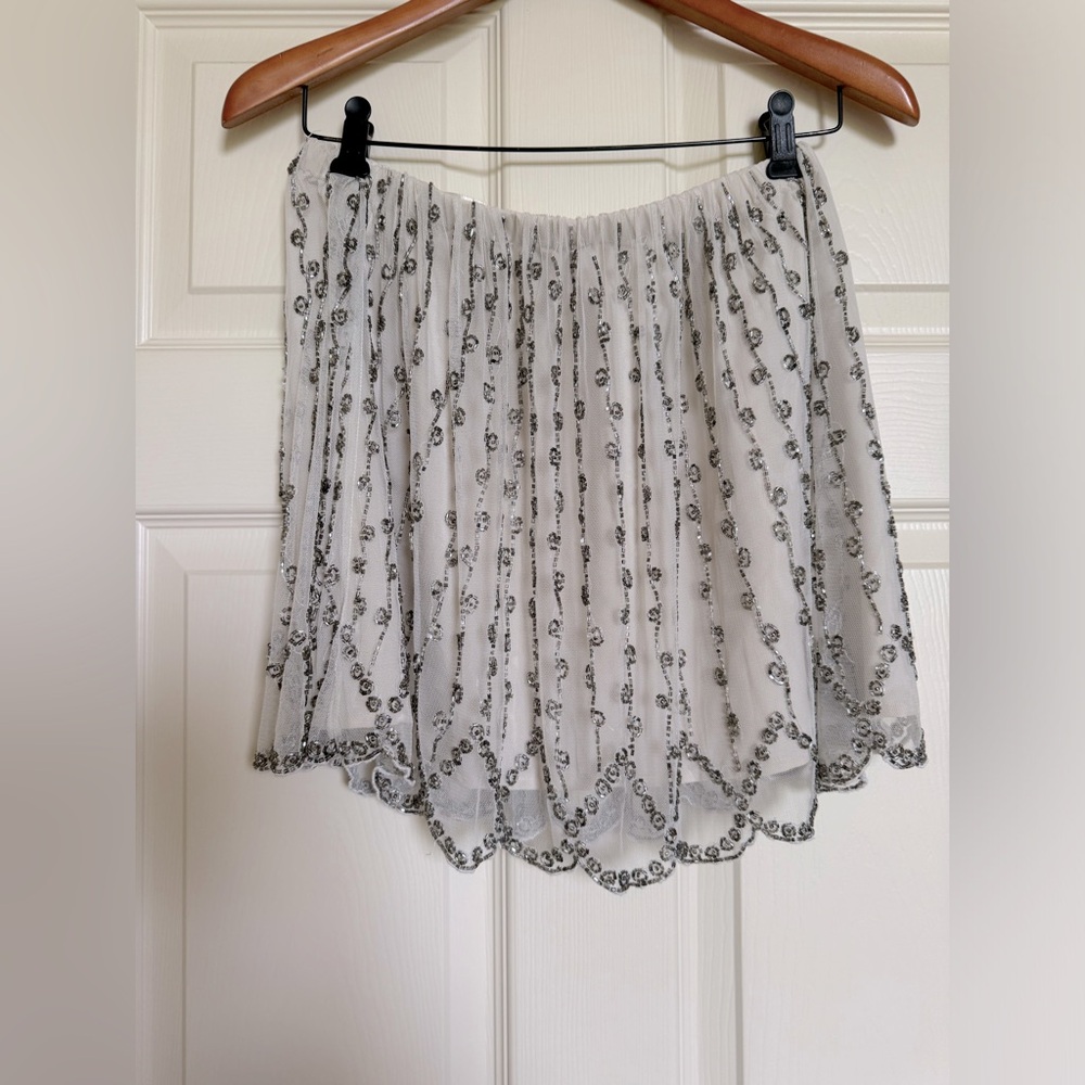 Zara - beaded white skirt. Perfect condition. Size M